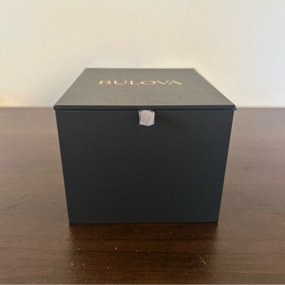 NWT Bulova Women's Analog Classic Watch Silver Blue New - Picture 10 of 11